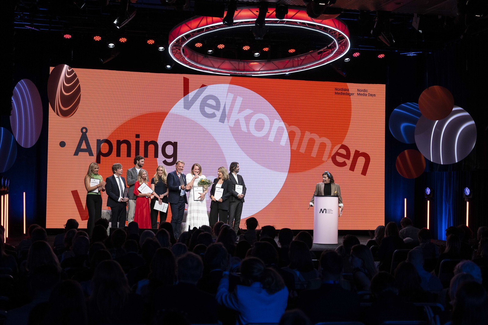 54504081953 d23e4e6a44 h